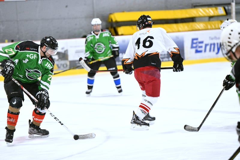 EIshockeyspiel EBL_5070