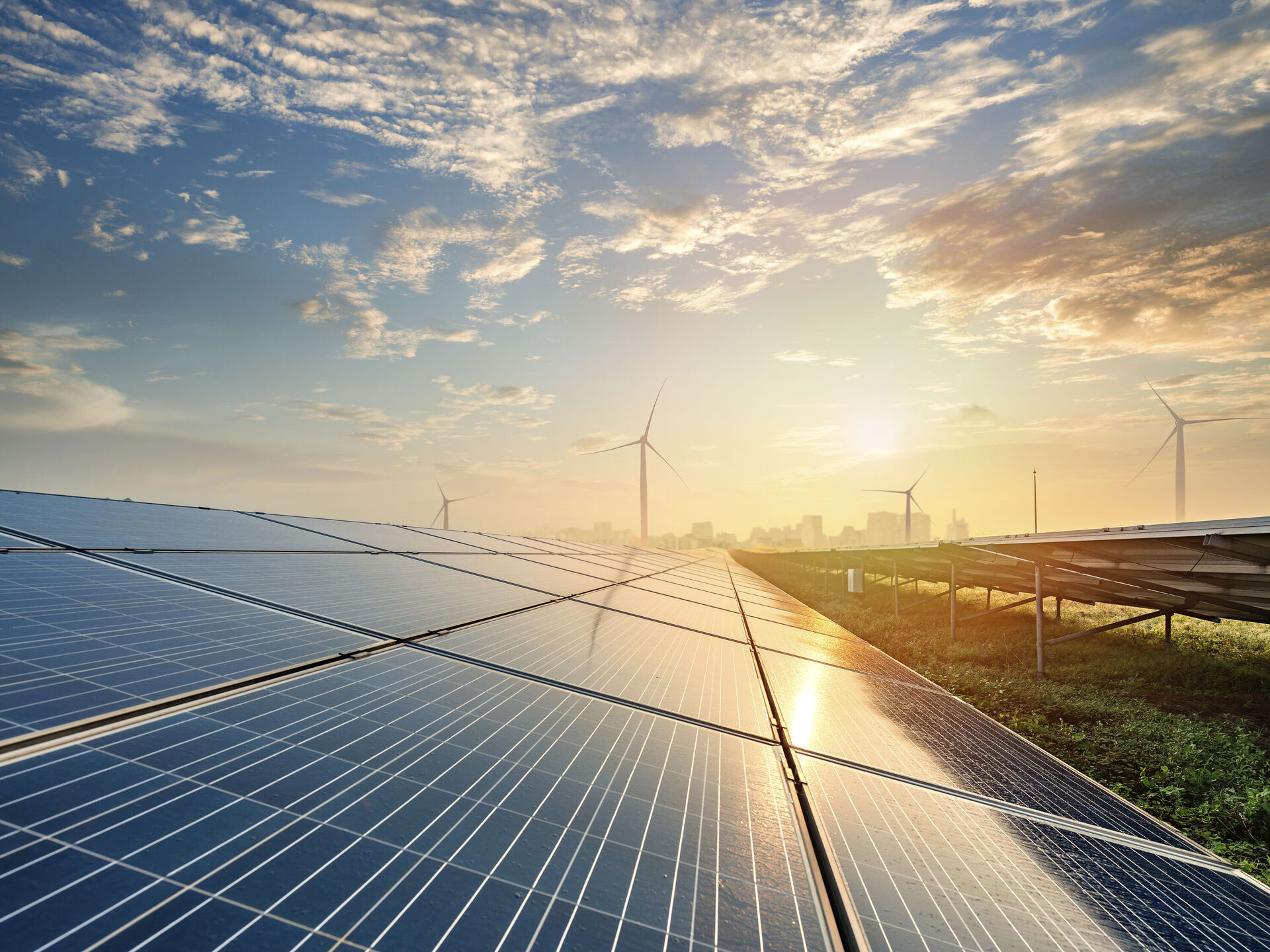 Wind- und Solaranlage