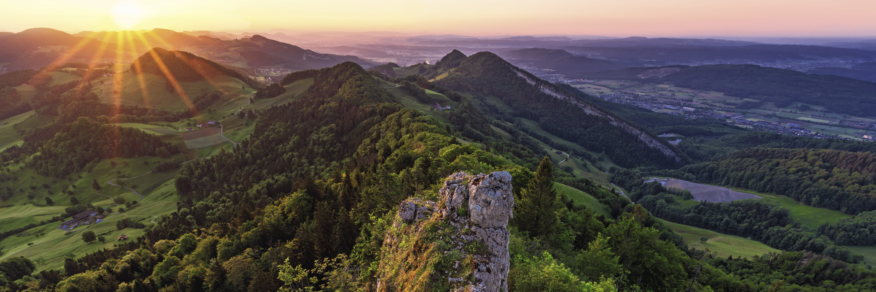 Corporate_Belchen_fruehling_3000x1000 Corporate_Belchen_fruehling_3000x1000